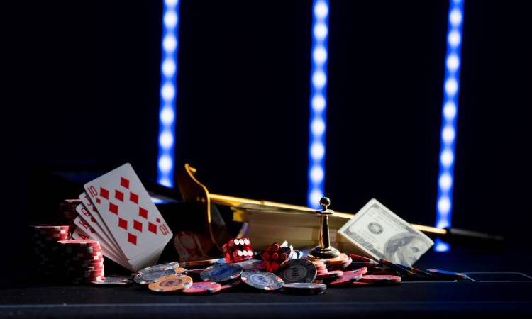 Pros and Cons of Low Deposit Online Casinos